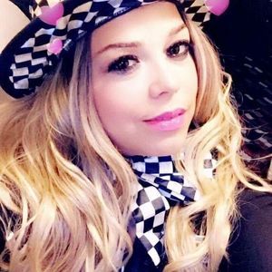 Meet your Posher, Jada